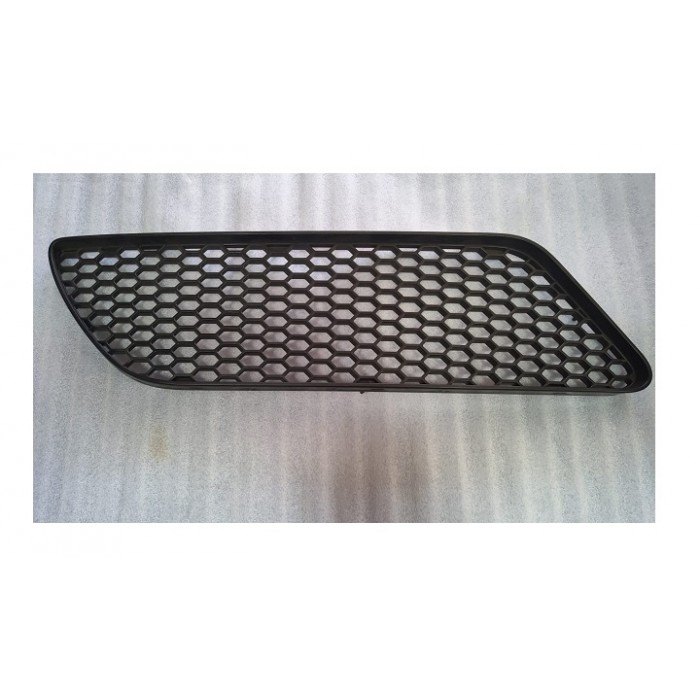 Ön Tampon Izgarası Alfa 147 Sağ 156058919 Marka Dega