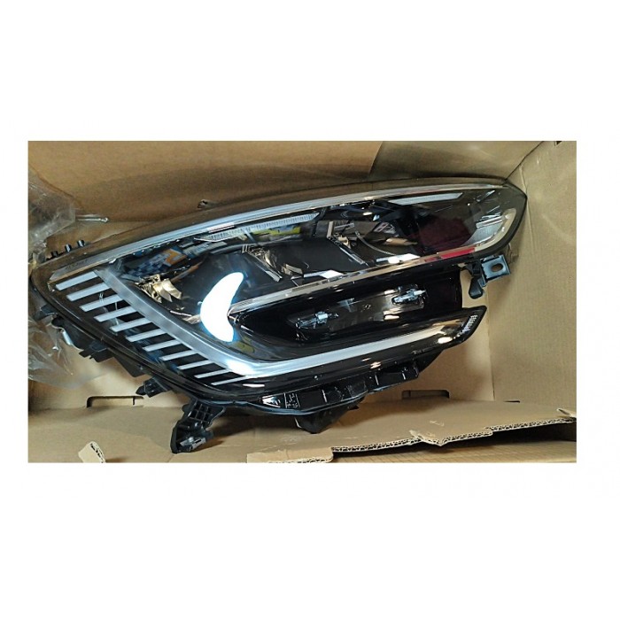Far Renault Megane Sağ Ful Led 260103060R Marka Mais
